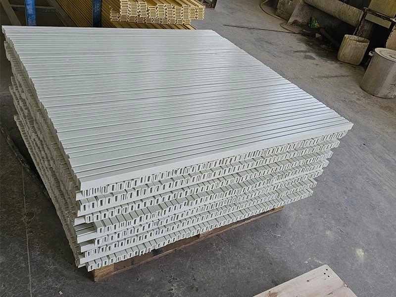 Fiberglass Reinforcing Bars, GRP Angle, I-beam And Other Pultruded Profiles